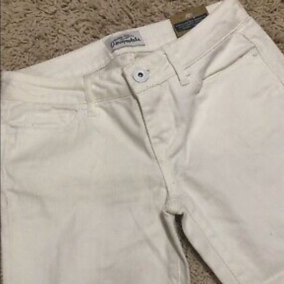 Jeans - Picture 2 of 5